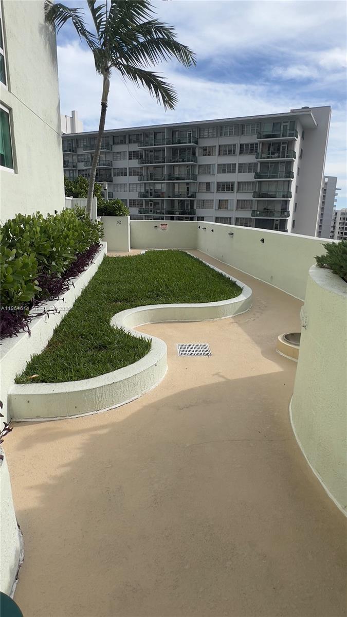 THE EMERALD AT BRICKELL C - Residential