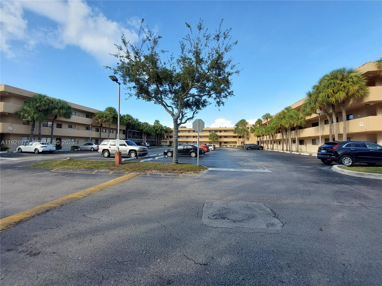 KENDALL ACRES WEST CONDO - Residential