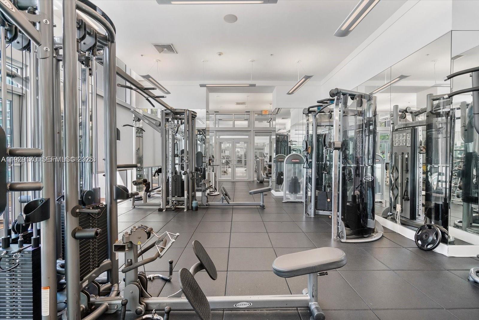 IVY CONDO - Residential Lease