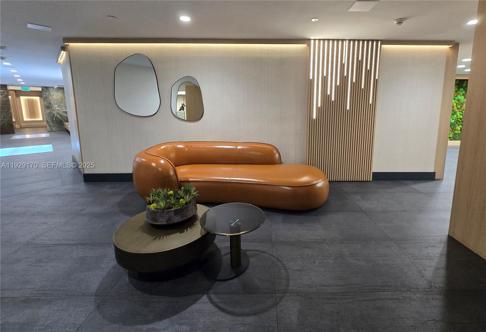 IVY CONDO - Residential Lease