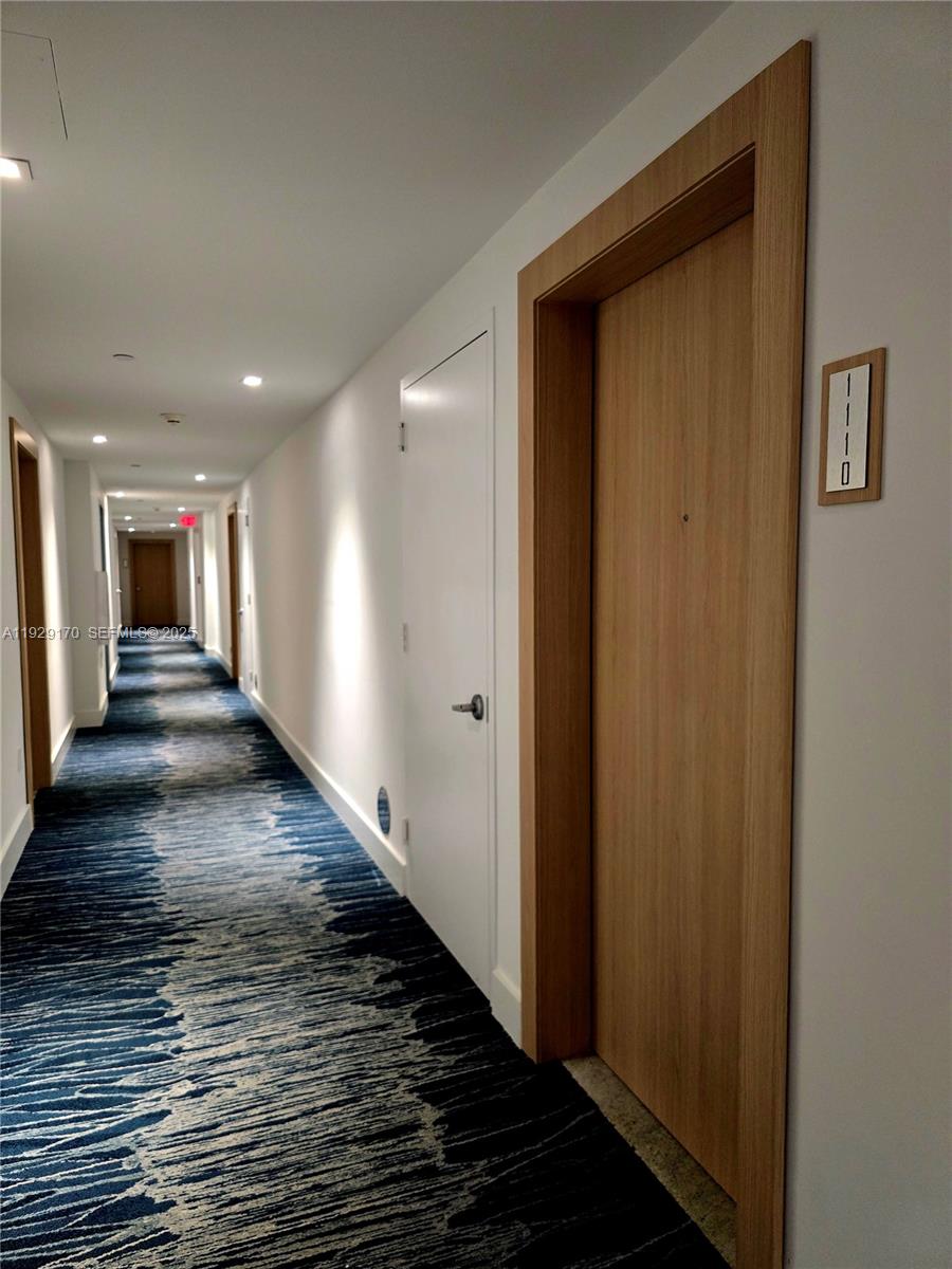 IVY CONDO - Residential Lease