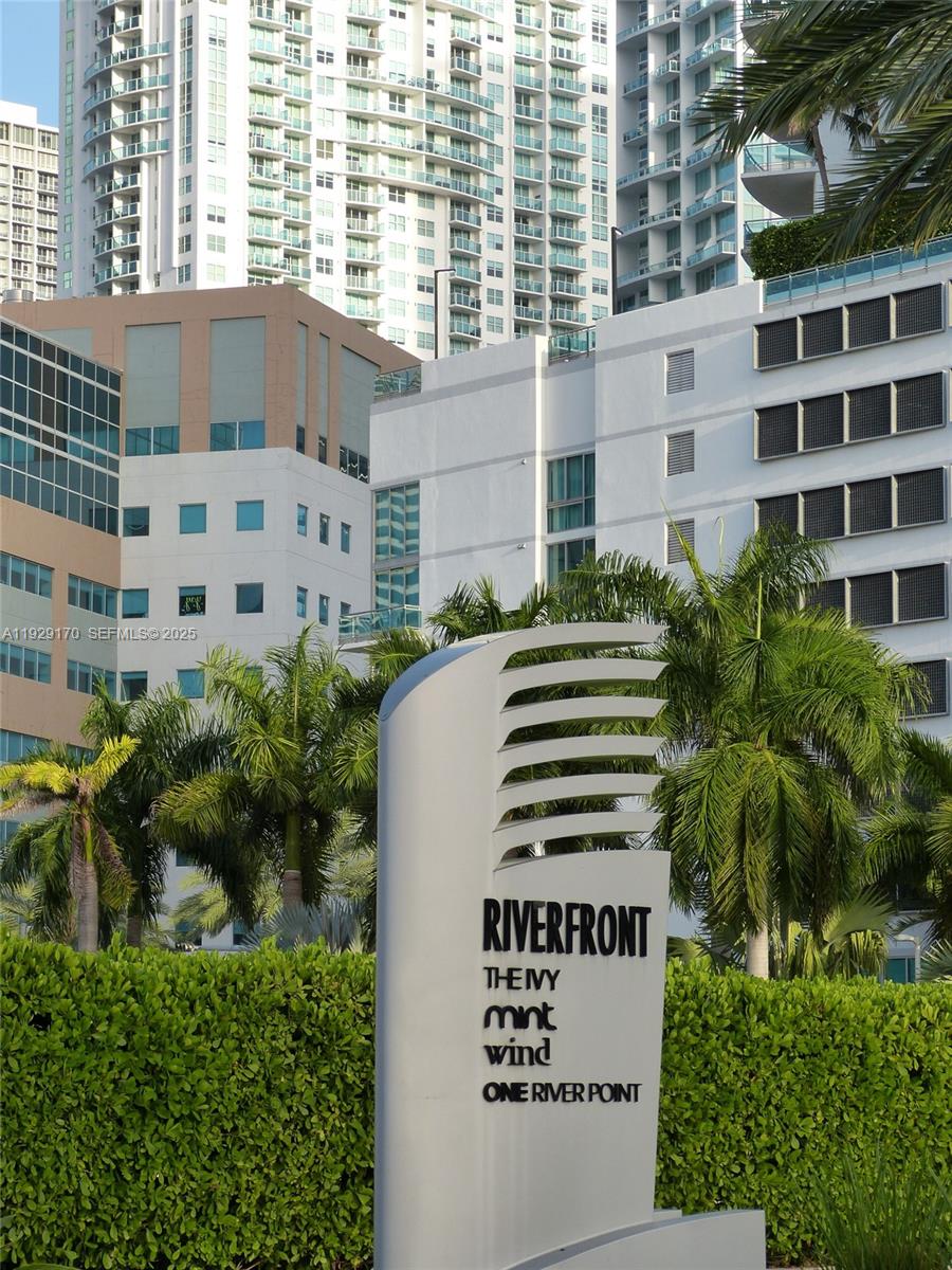 IVY CONDO - Residential Lease