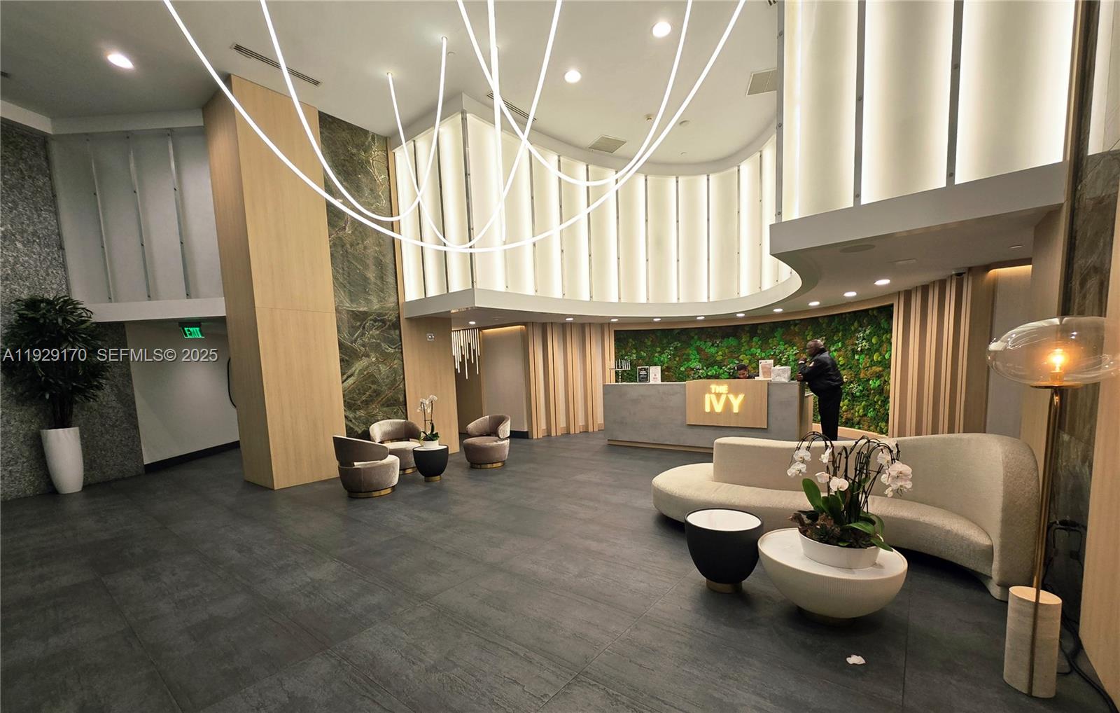 IVY CONDO - Residential Lease