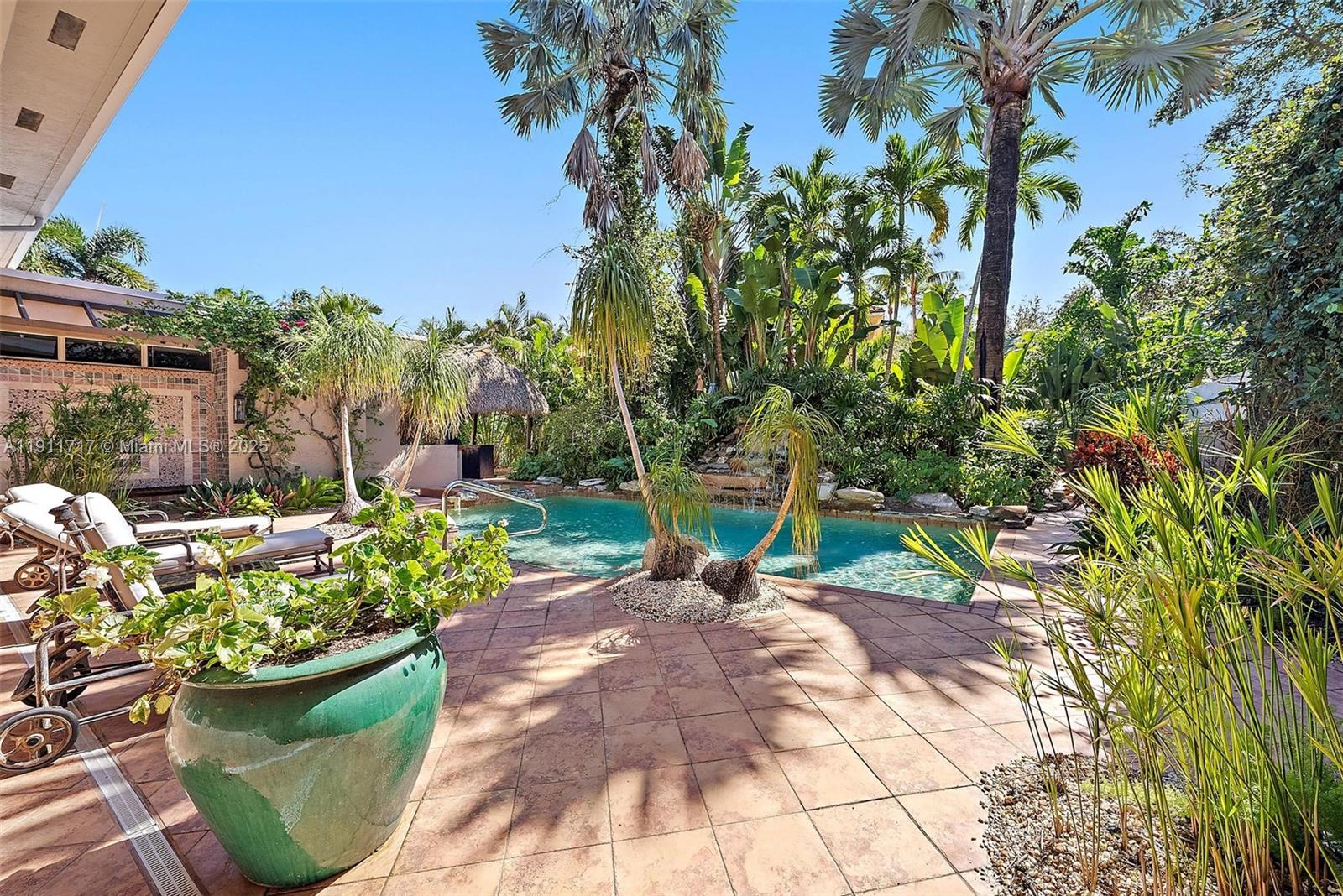 Admirals Cove - Residential