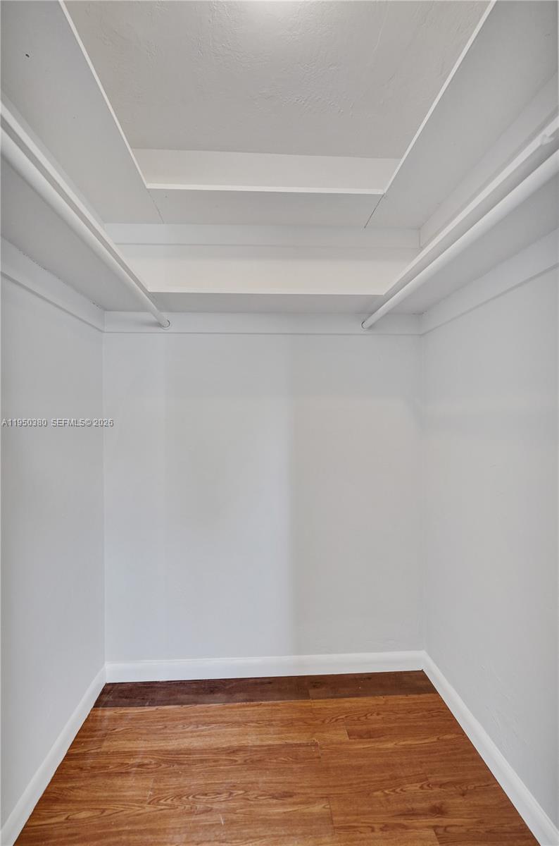 DRIFTWOOD ESTATES NO 9 AM - Residential