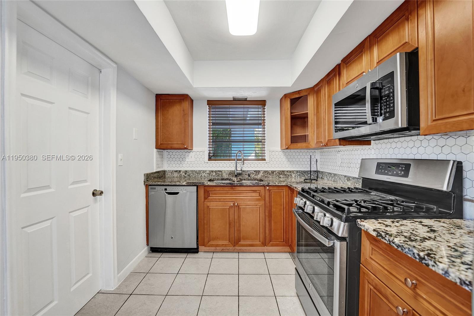 DRIFTWOOD ESTATES NO 9 AM - Residential