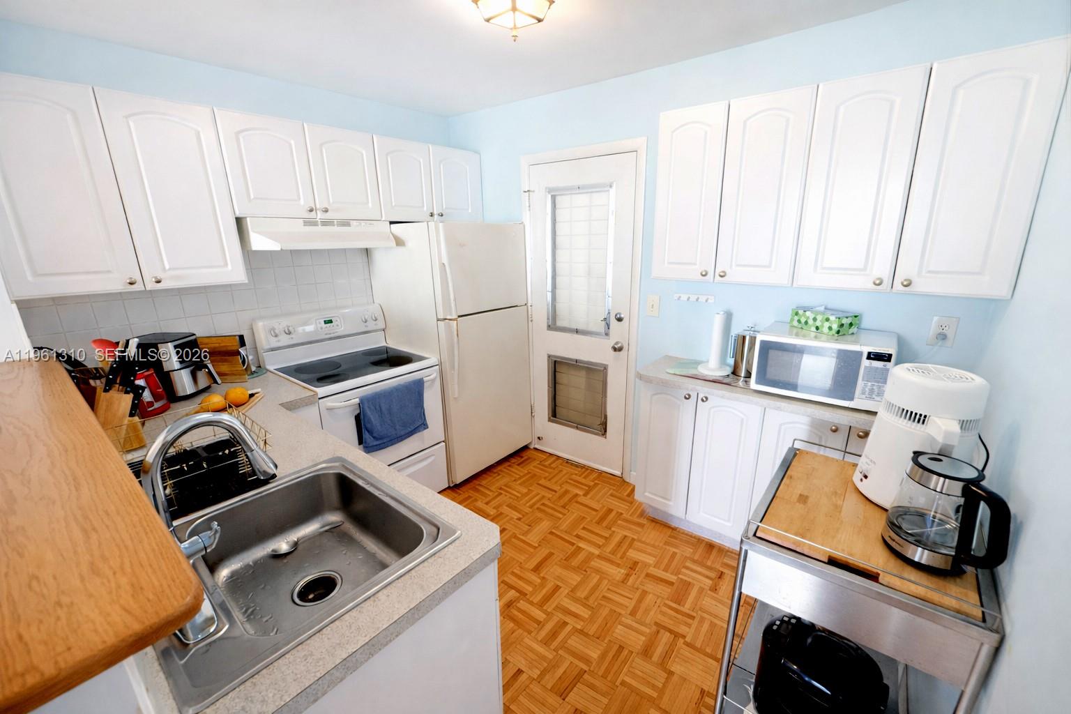 16750 NE 14th Ave 202