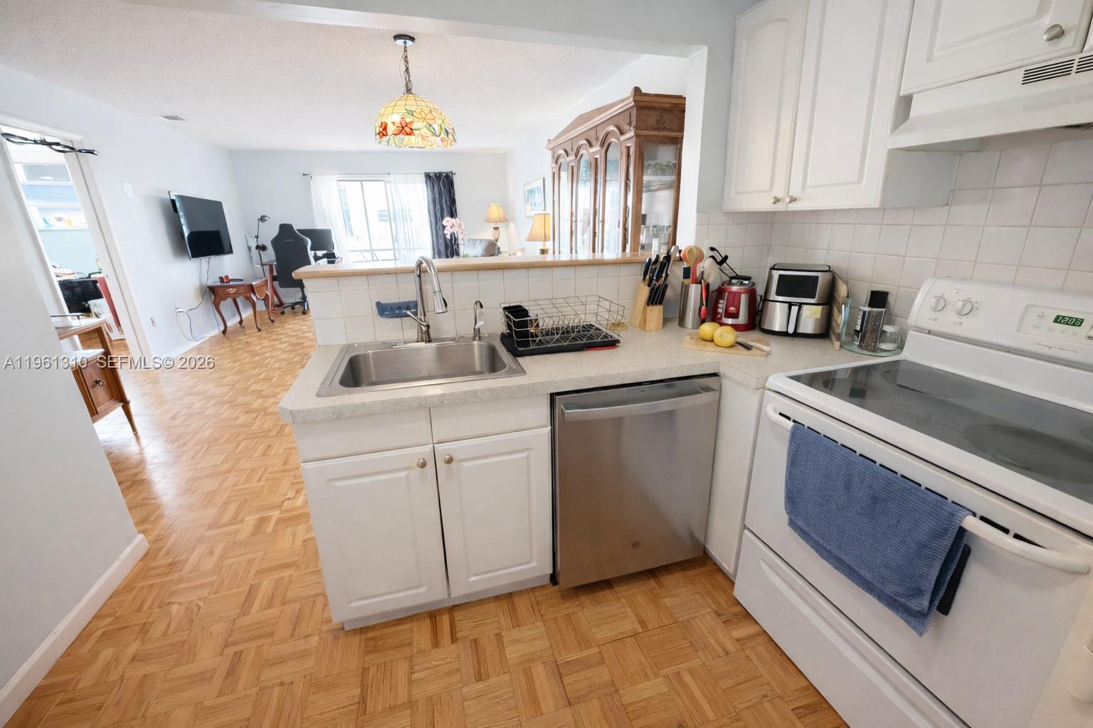 16750 NE 14th Ave 202