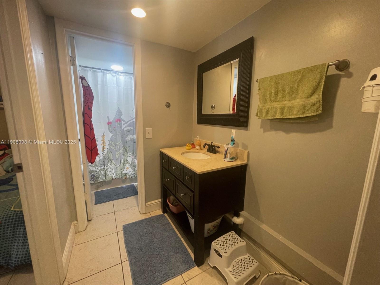 EMERALD ISLES WEST PHASE - Residential