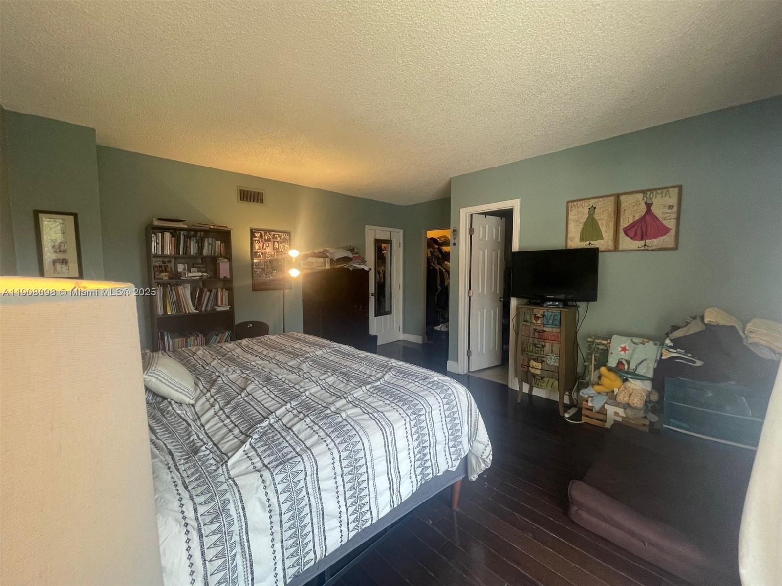 EMERALD ISLES WEST PHASE - Residential