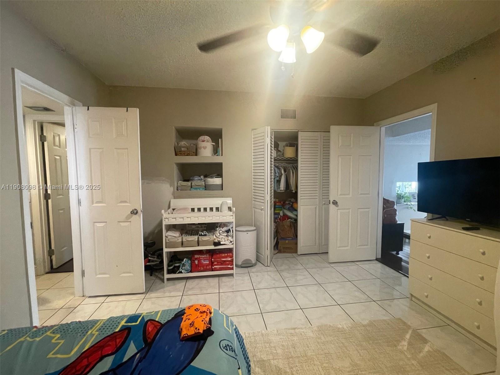 EMERALD ISLES WEST PHASE - Residential