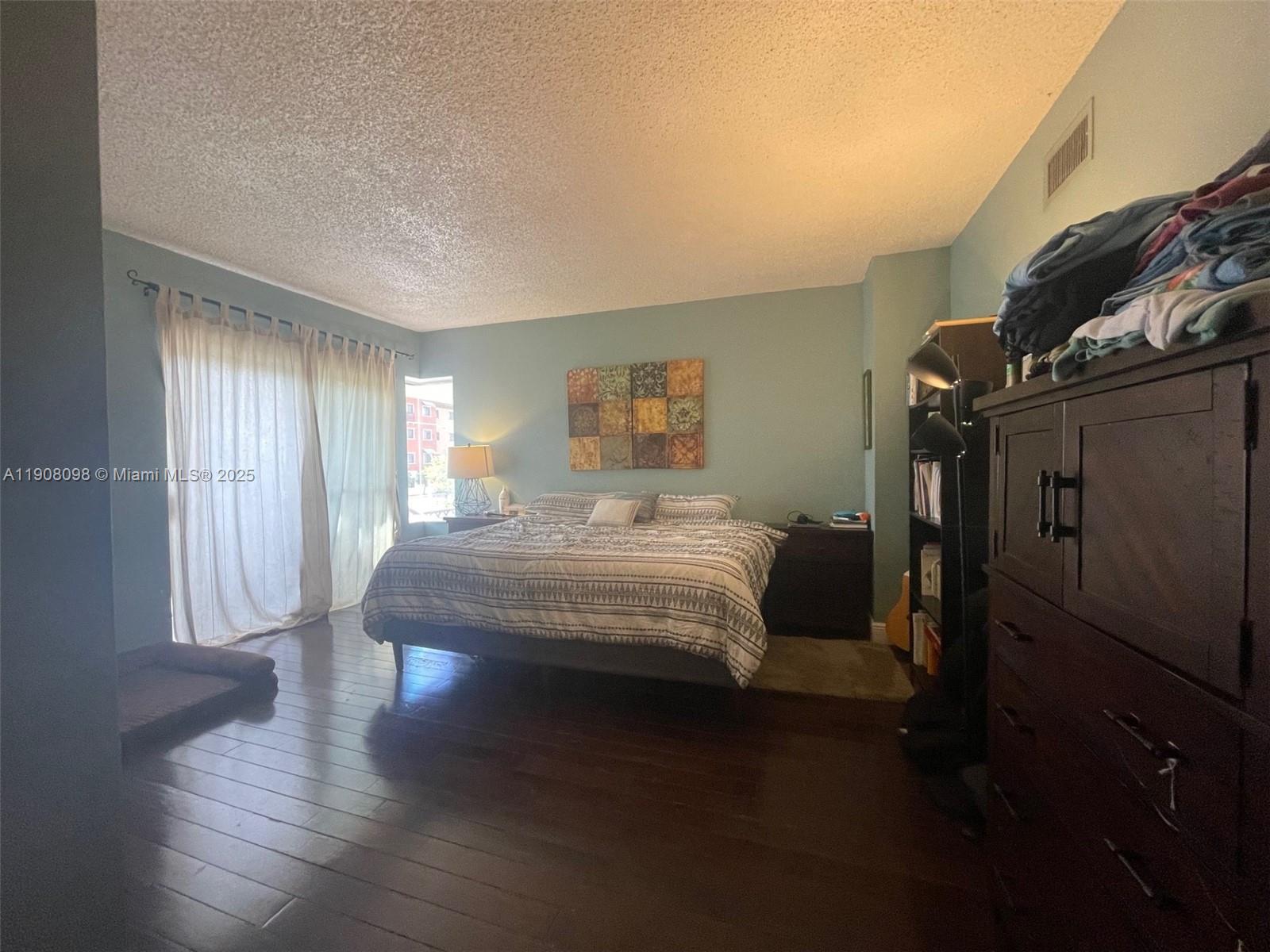 EMERALD ISLES WEST PHASE - Residential