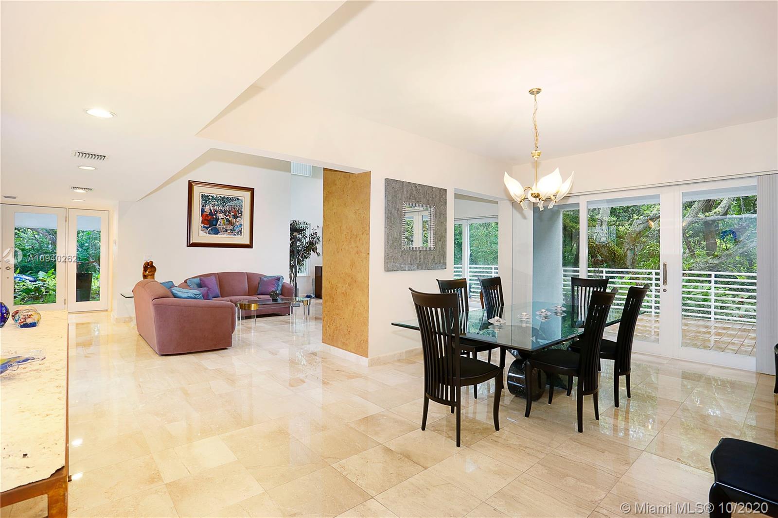 GABLES ESTS NO 4 - Residential