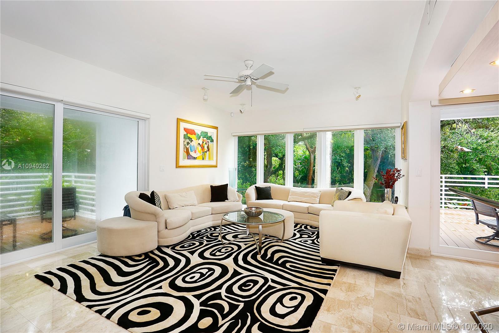 GABLES ESTS NO 4 - Residential