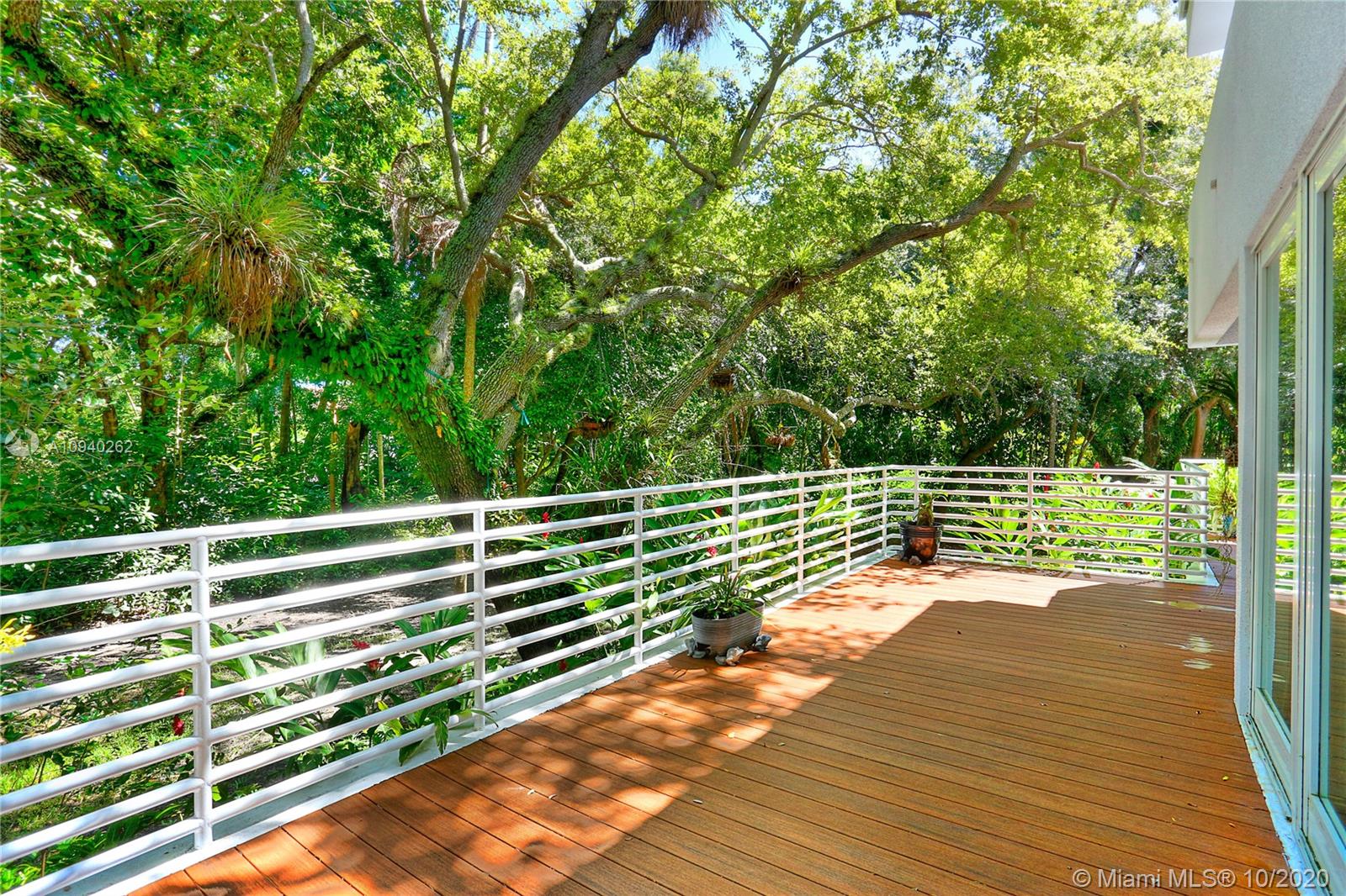 GABLES ESTS NO 4 - Residential