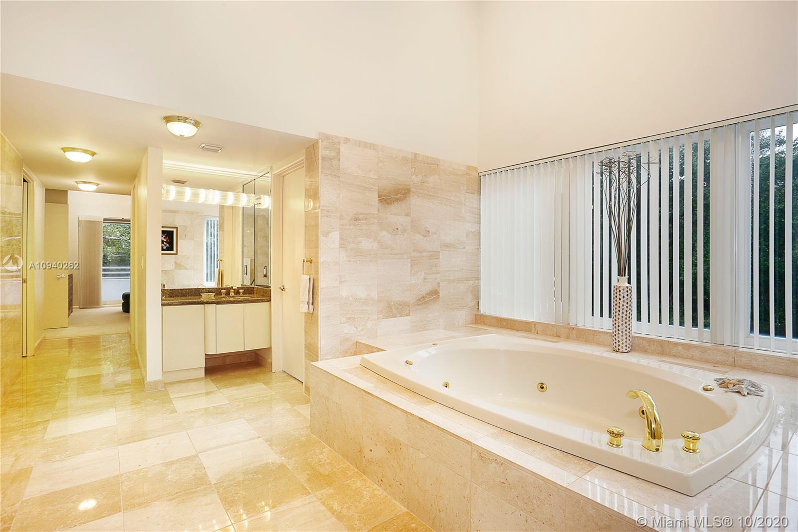 GABLES ESTS NO 4 - Residential