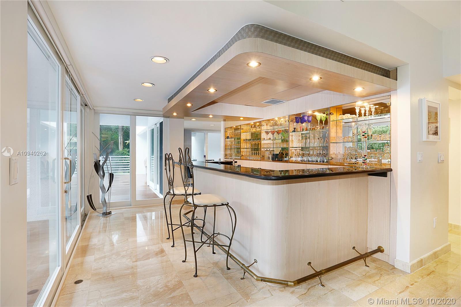 GABLES ESTS NO 4 - Residential