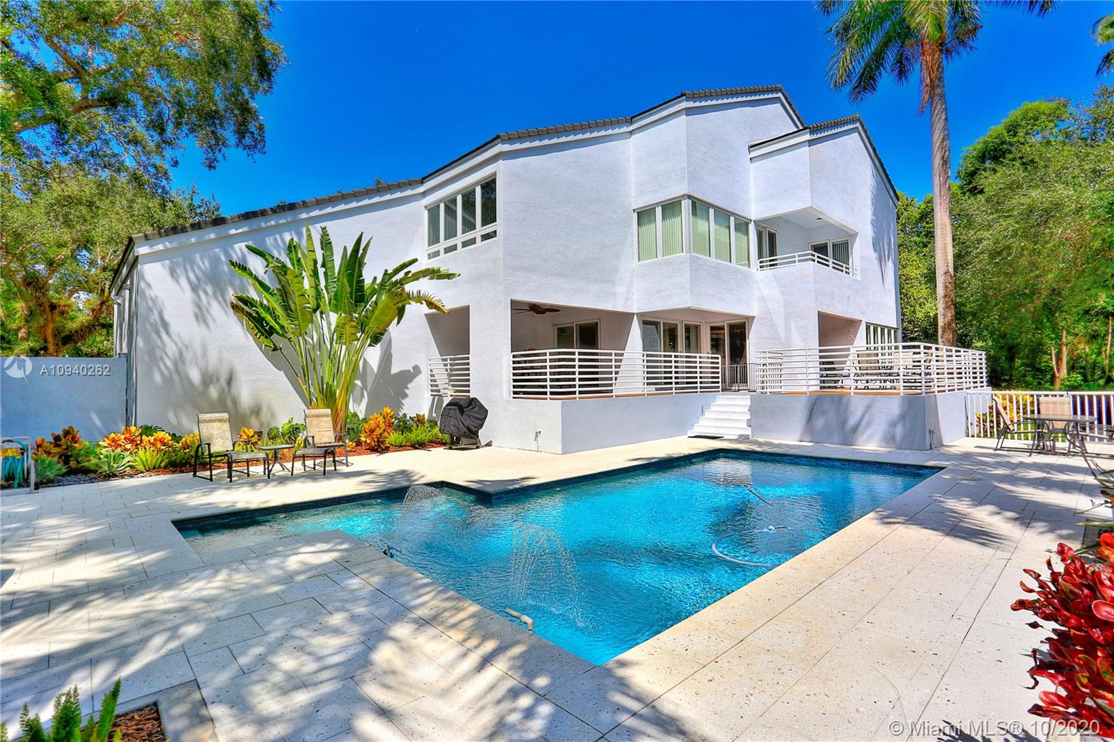 GABLES ESTS NO 4 - Residential