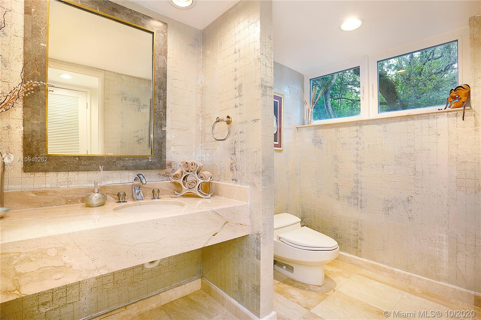 GABLES ESTS NO 4 - Residential