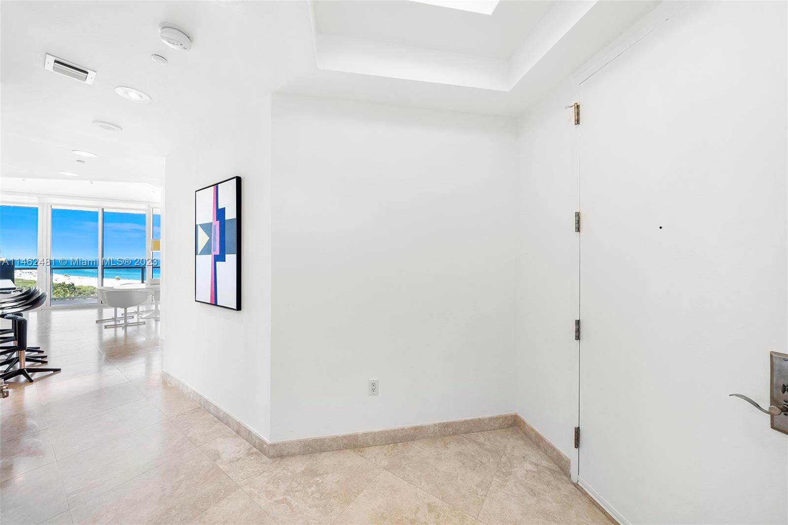 CONTINUUM ON SOUTH BEACH - Residential