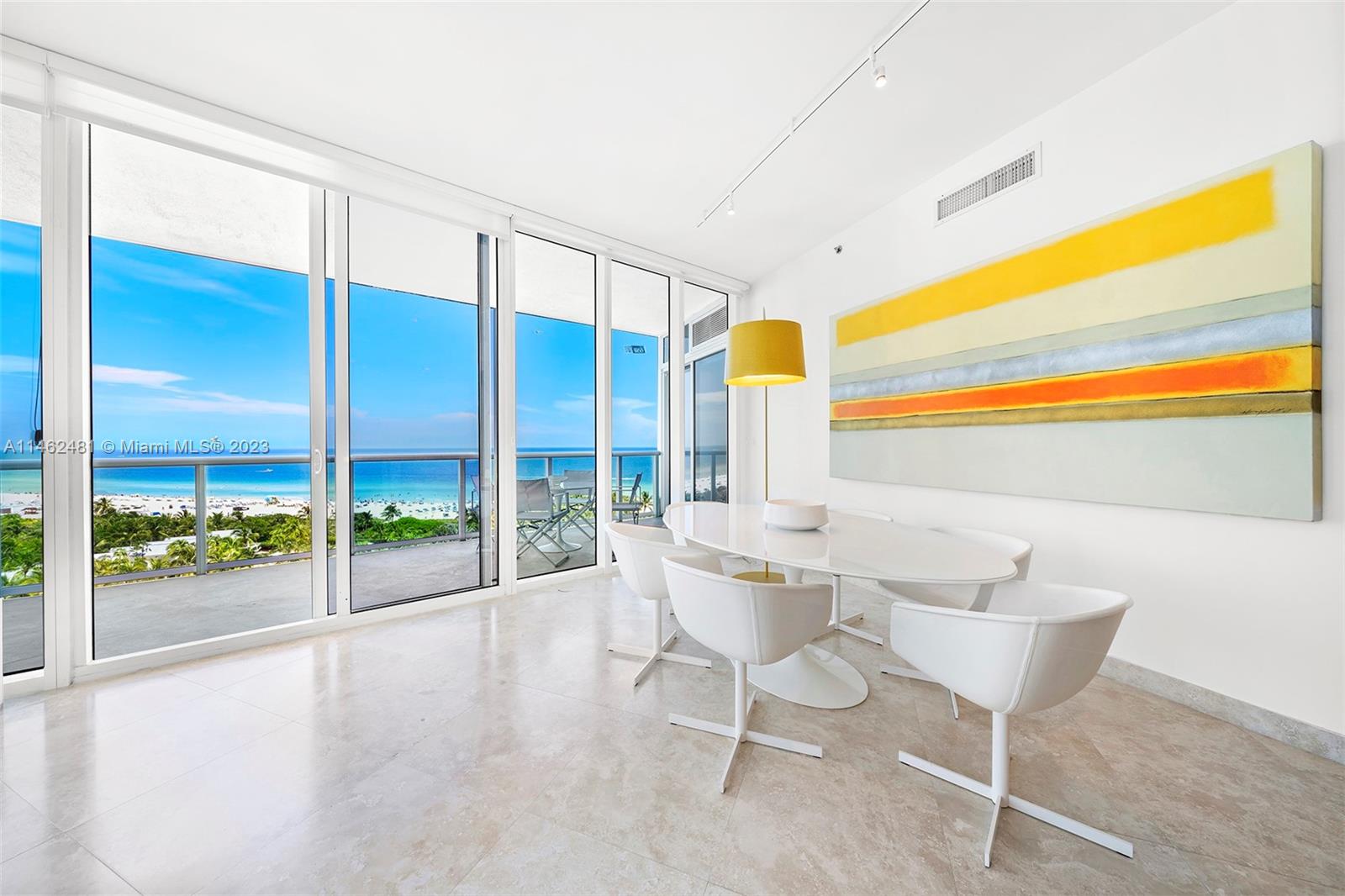 CONTINUUM ON SOUTH BEACH - Residential