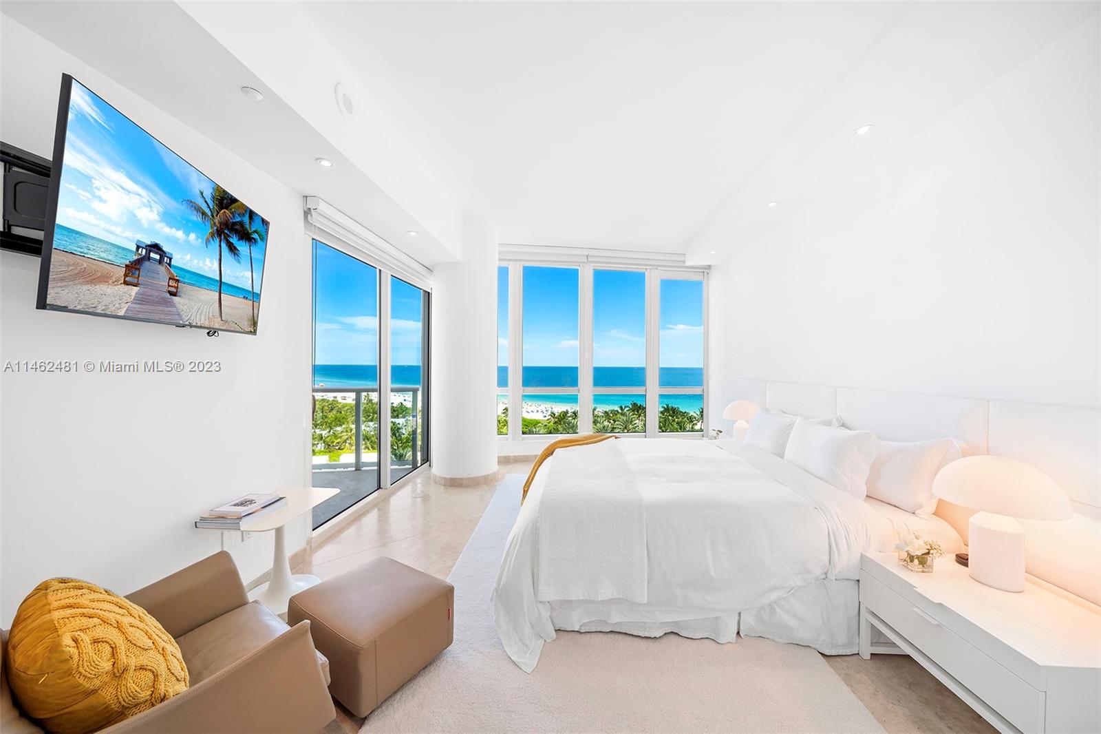 CONTINUUM ON SOUTH BEACH - Residential