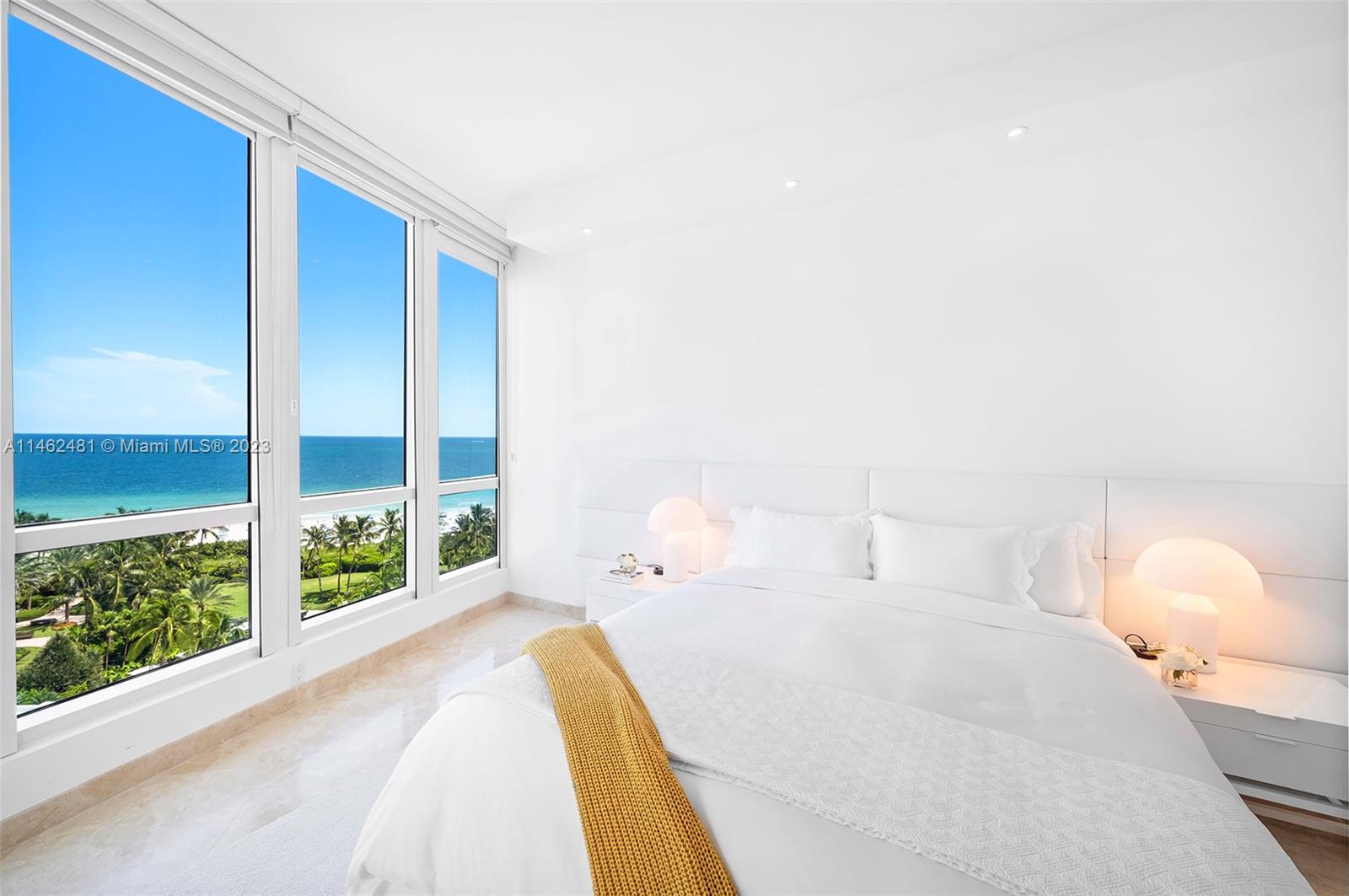 CONTINUUM ON SOUTH BEACH - Residential