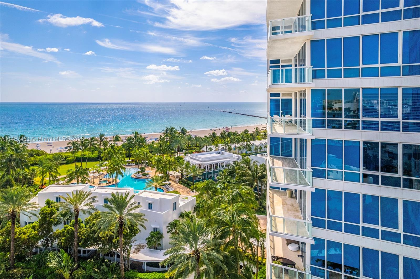 CONTINUUM ON SOUTH BEACH - Residential