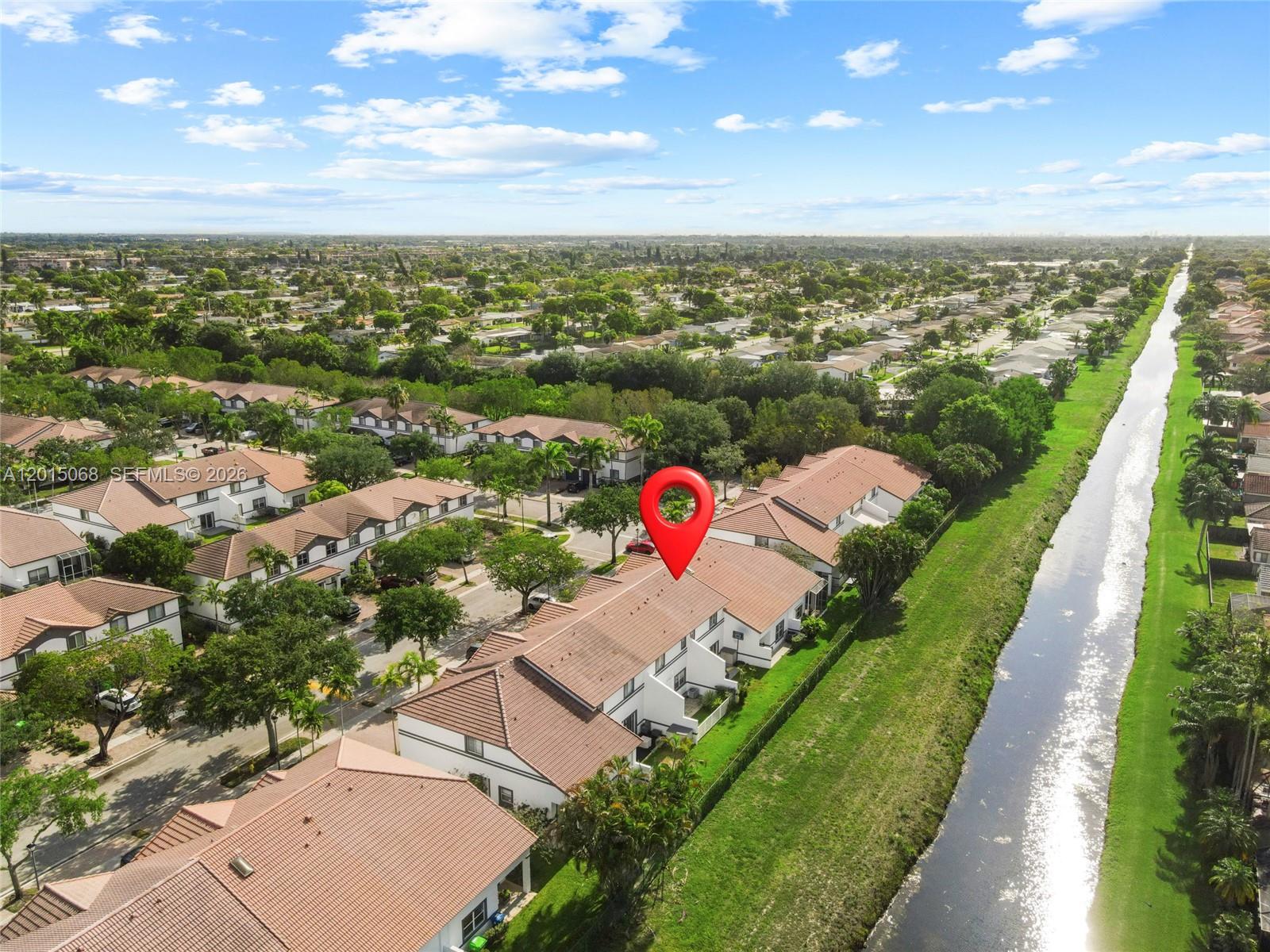 SUNSET PLAZA - Residential Lease