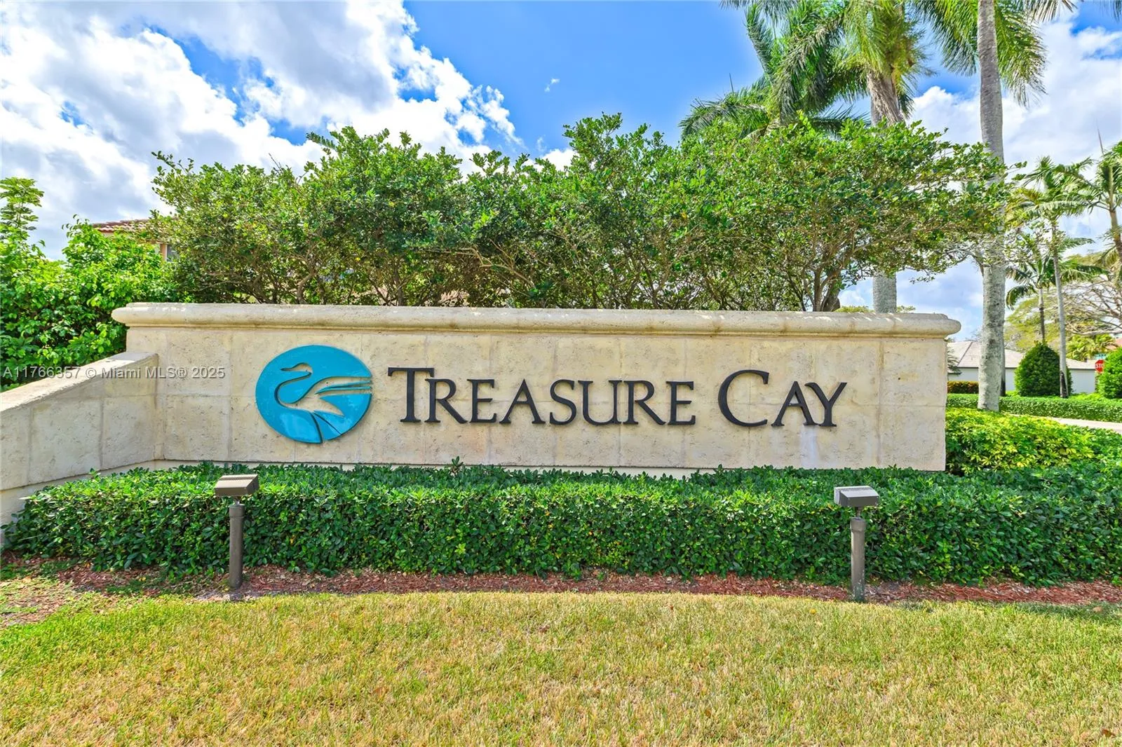 Pembroke Pines, Florida 33029, United States, 5 Bedrooms Bedrooms, ,4 BathroomsBathrooms,Residential,Active,90810