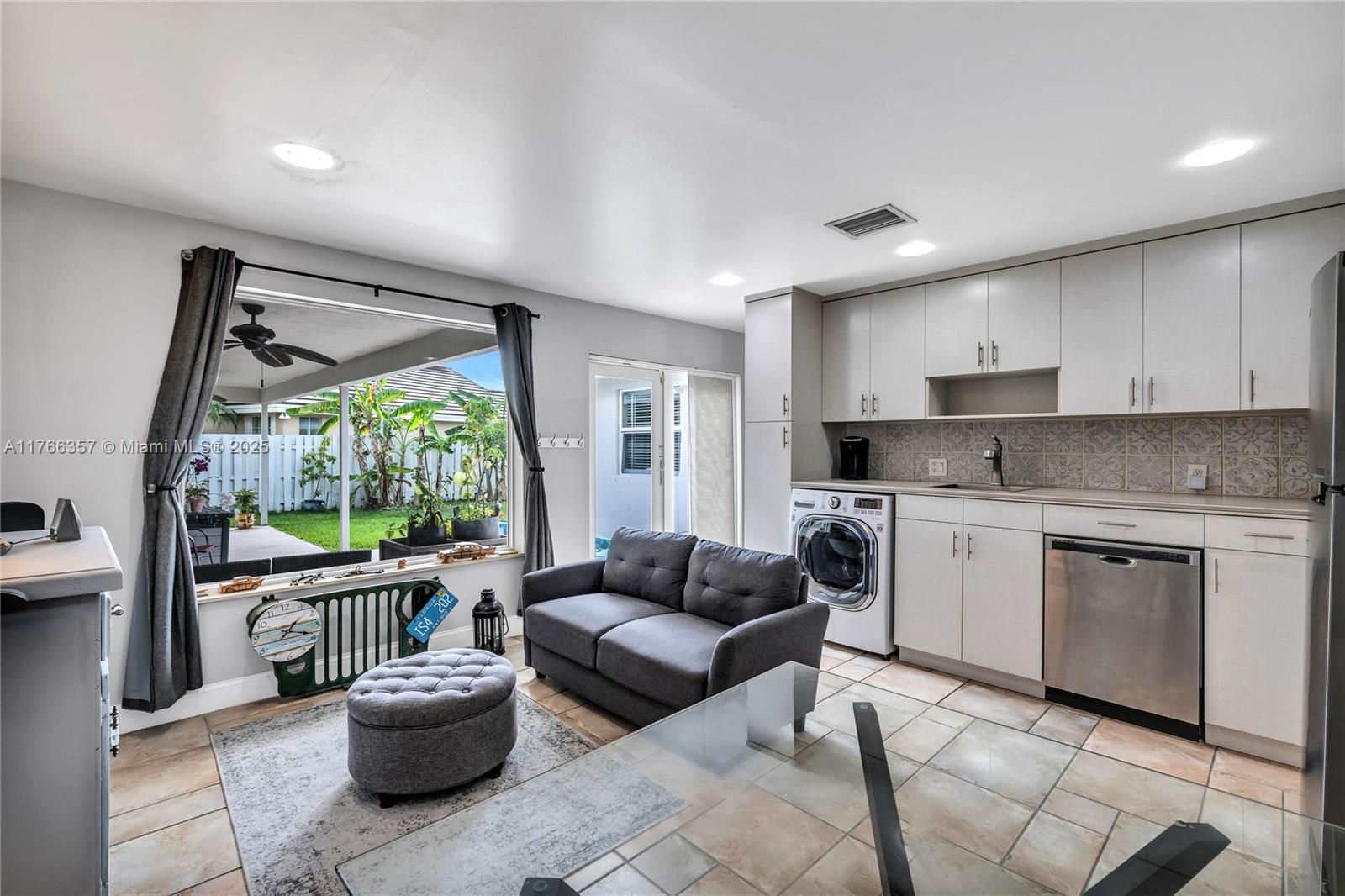 SILVER LAKES AT PEMBROKE - Residential