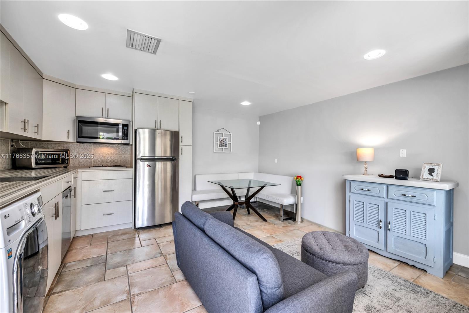 SILVER LAKES AT PEMBROKE - Residential
