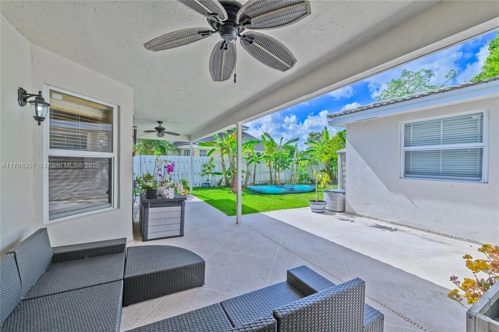 Pembroke Pines, Florida 33029, United States, 5 Bedrooms Bedrooms, ,4 BathroomsBathrooms,Residential,Active,90810