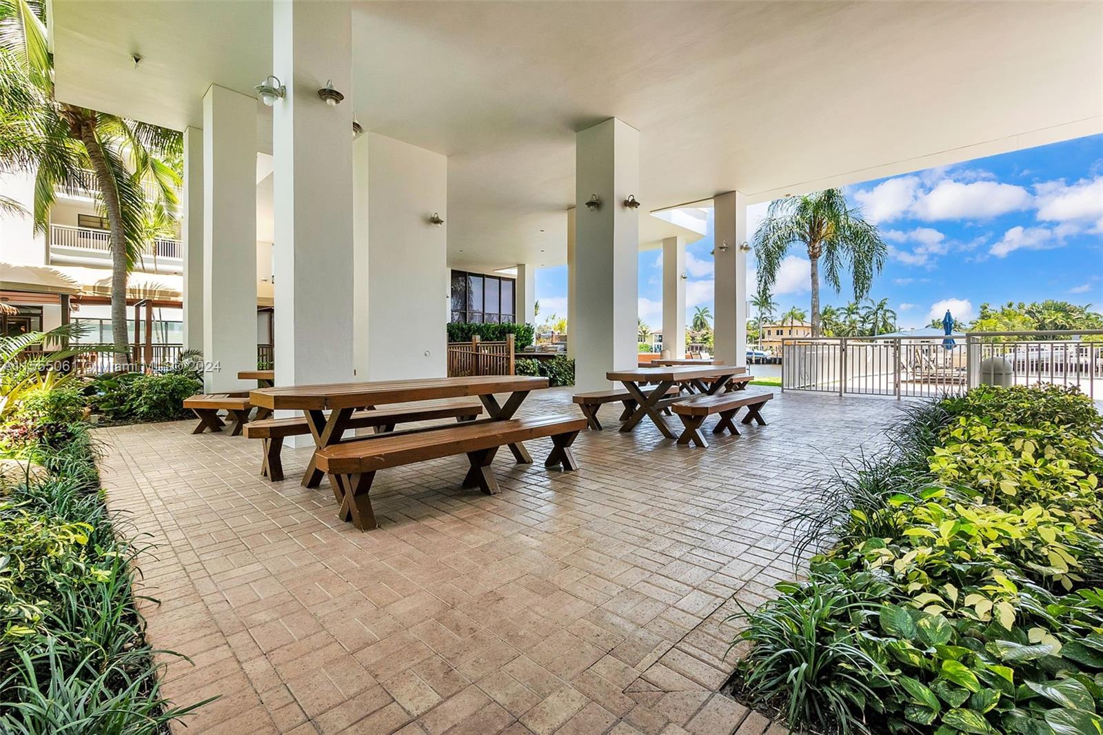 PILOT HOUSE CONDO - Residential