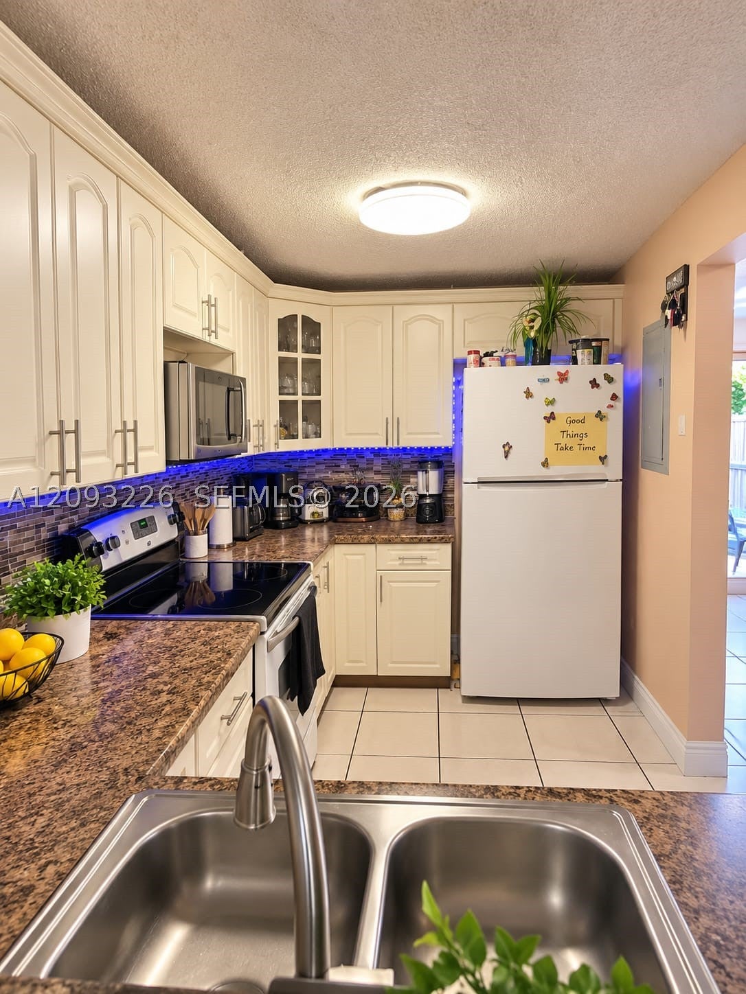 1145 W 42nd St 26