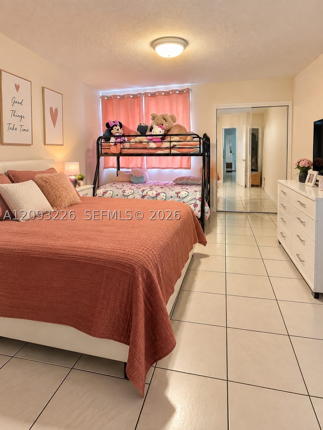 1145 W 42nd St 26