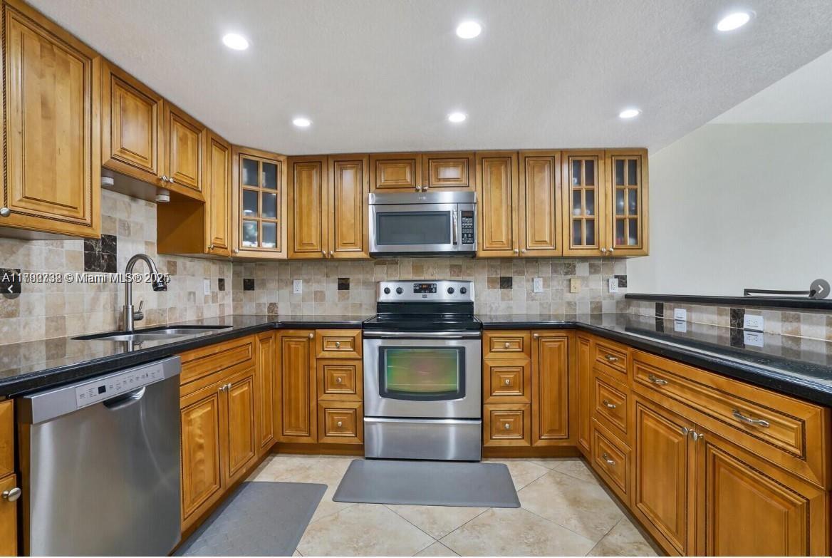 1951 Atlantic Shores Blvd 8