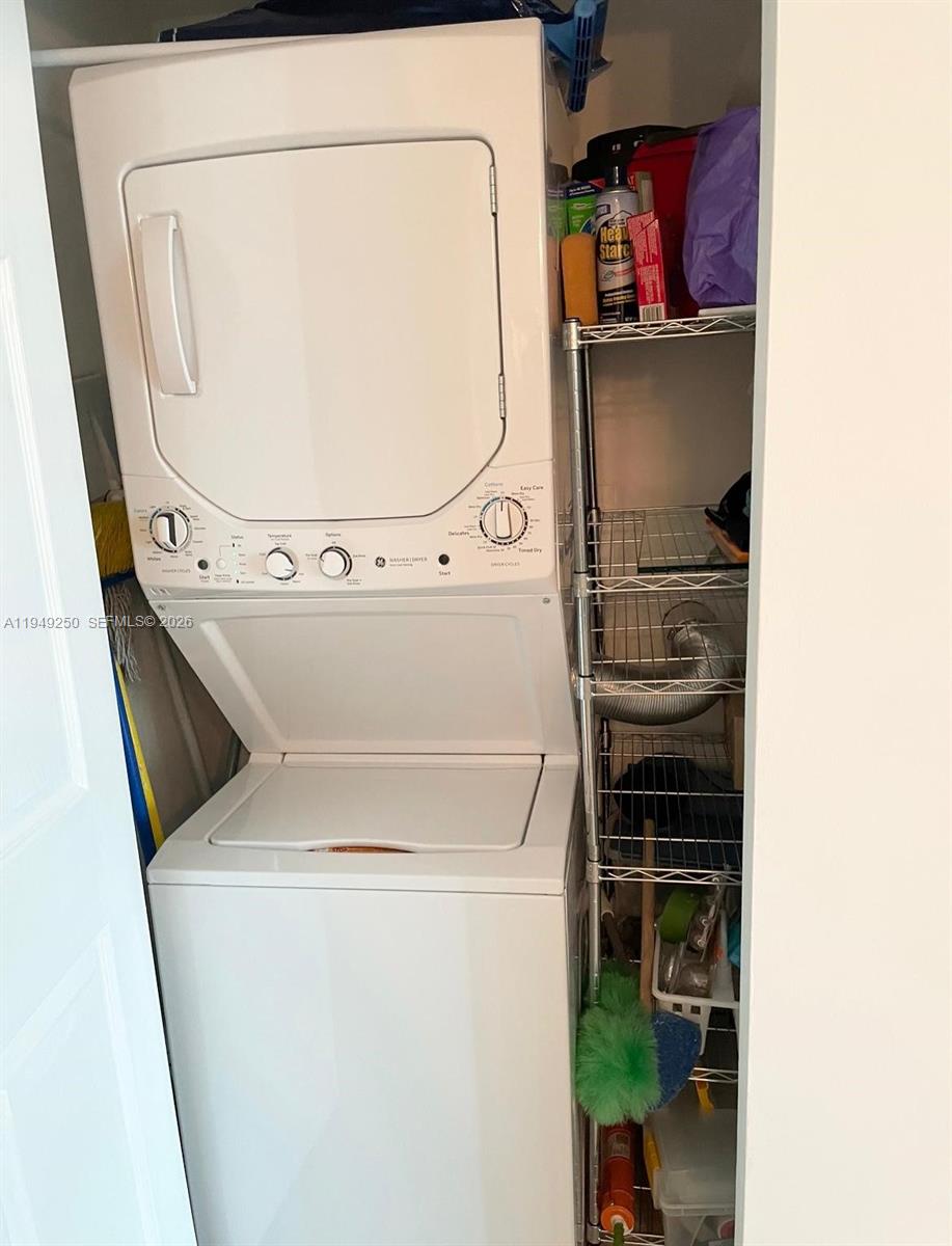 2101 Brickell Ave 2110