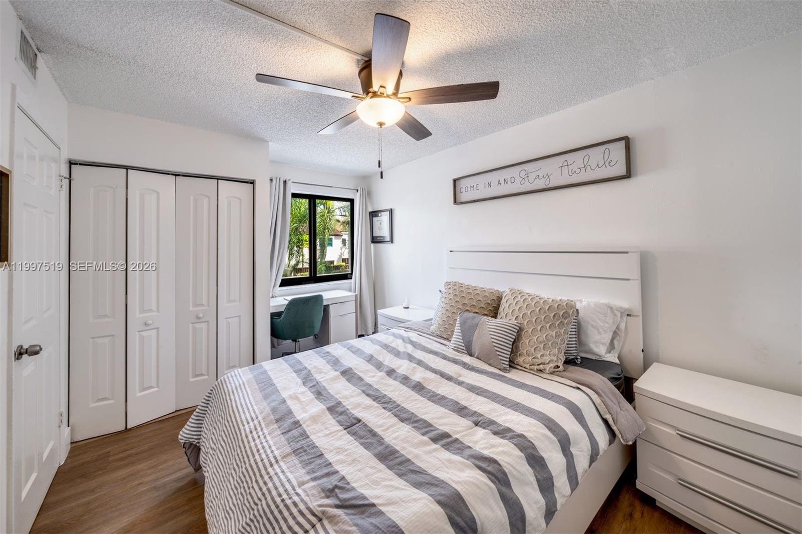 PALM POINT - Residential