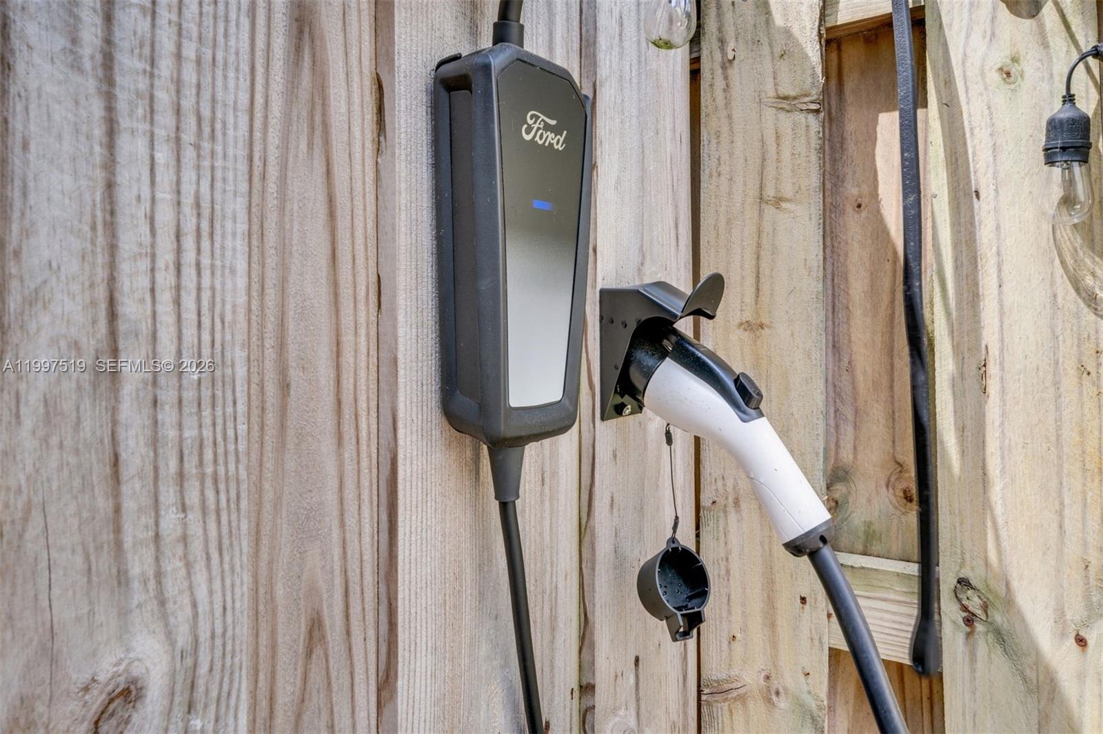 PALM POINT - Residential