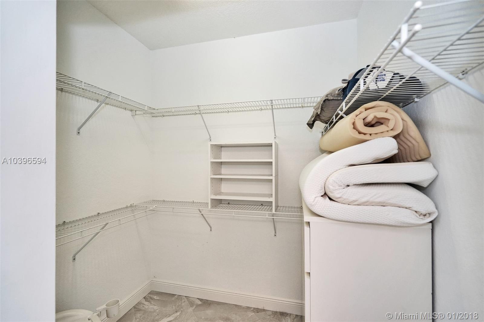 SOUTHAMPTON A CONDO - Residential Lease