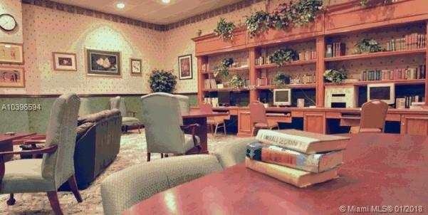 SOUTHAMPTON A CONDO - Residential Lease