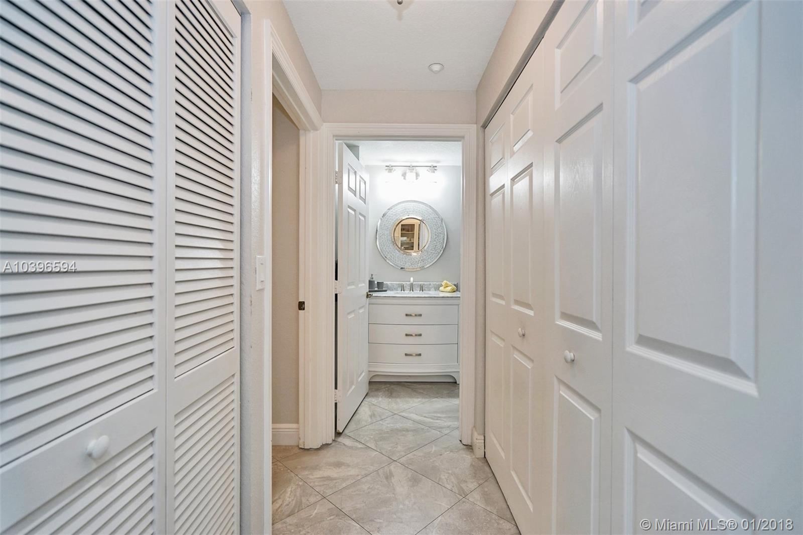 SOUTHAMPTON A CONDO - Residential Lease