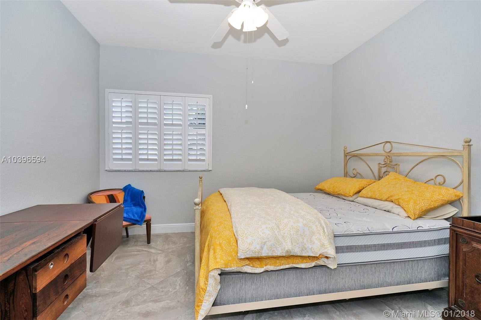 SOUTHAMPTON A CONDO - Residential Lease