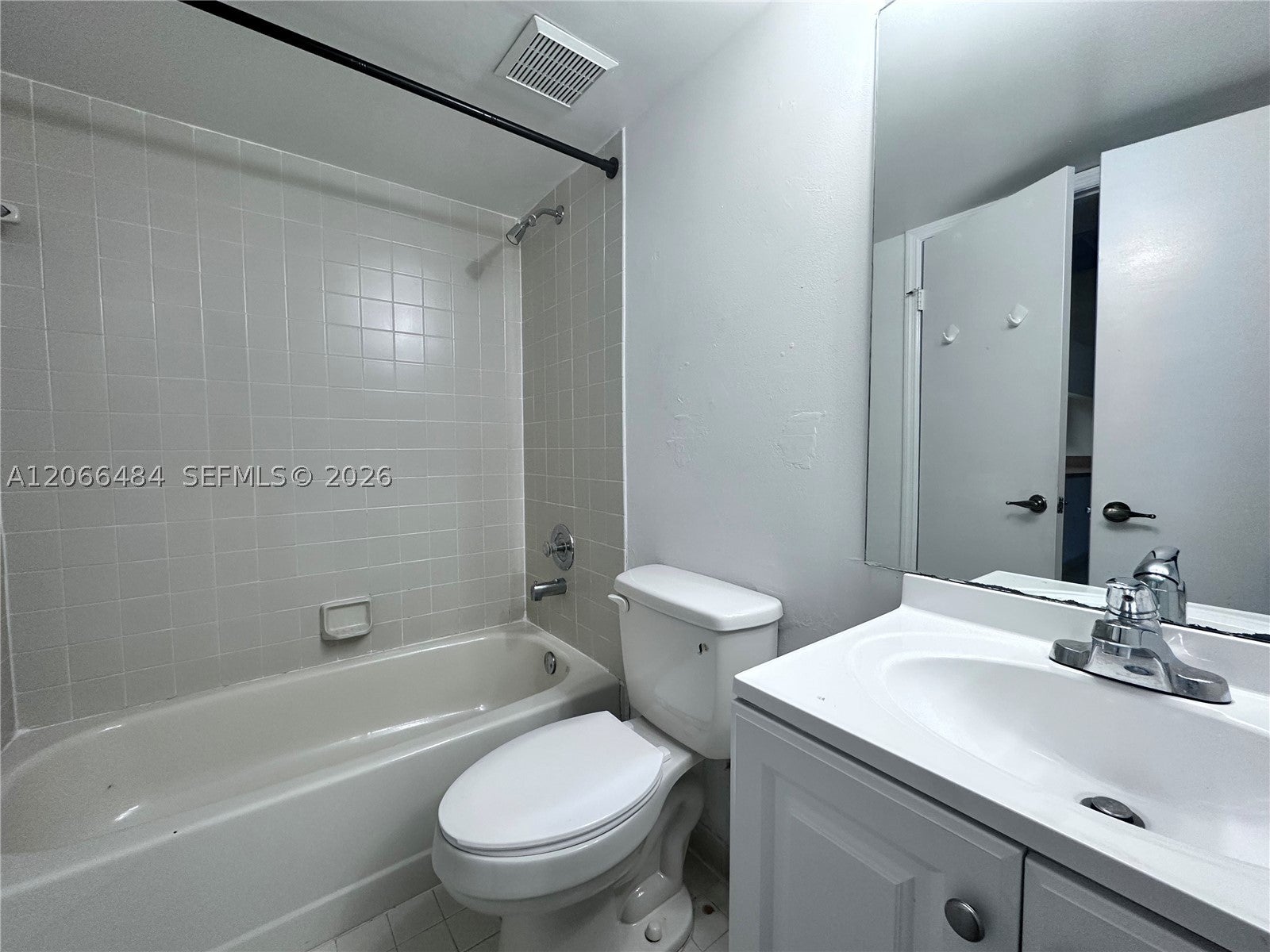2740 W 63rd Pl 13-25