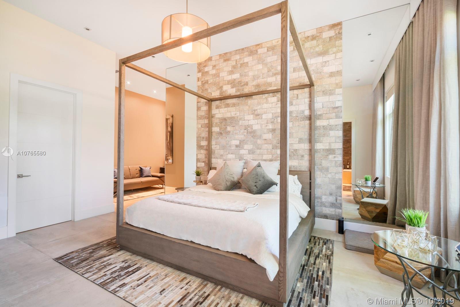 LAUDERDALE ISLES REAMEN P - Residential