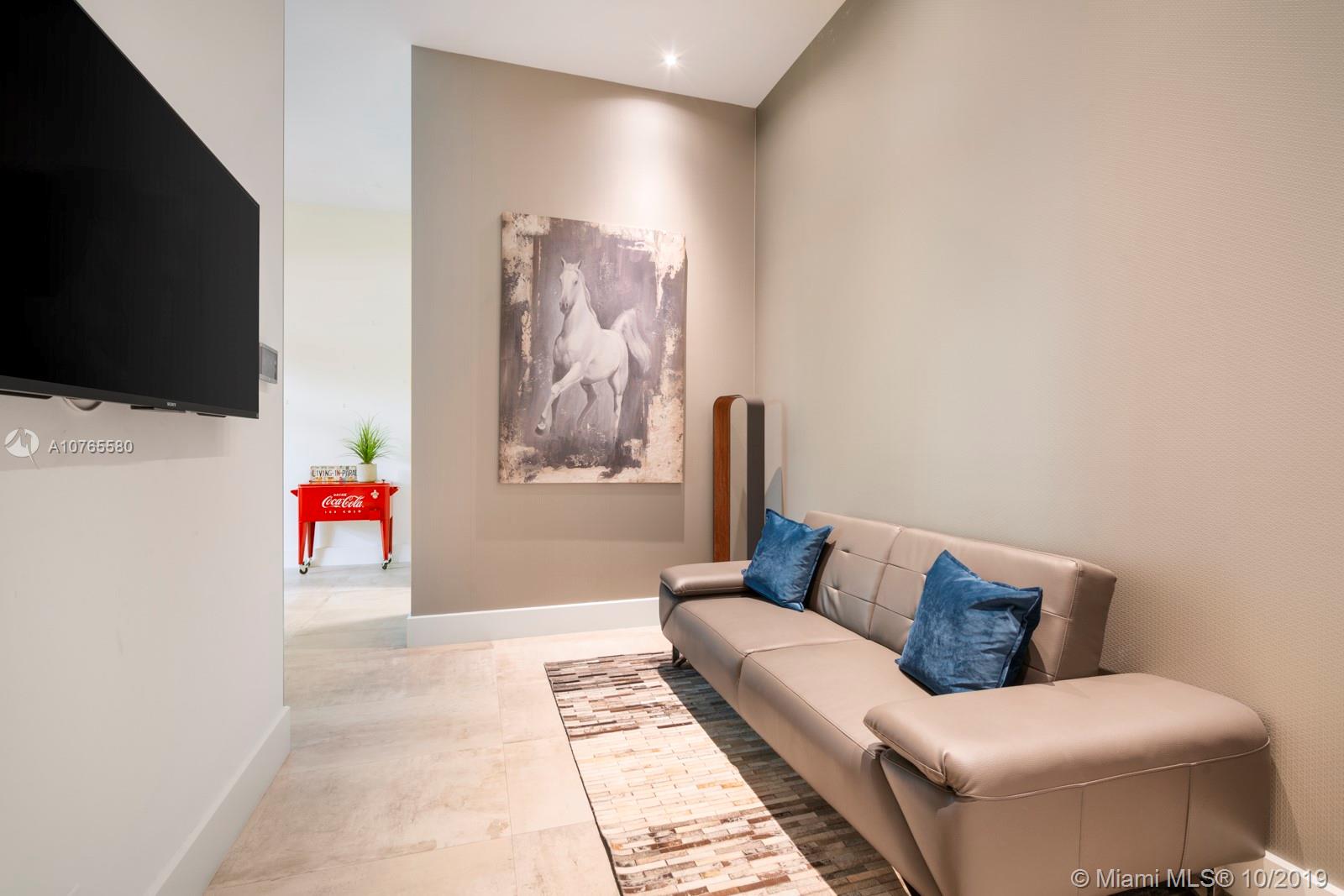 LAUDERDALE ISLES REAMEN P - Residential