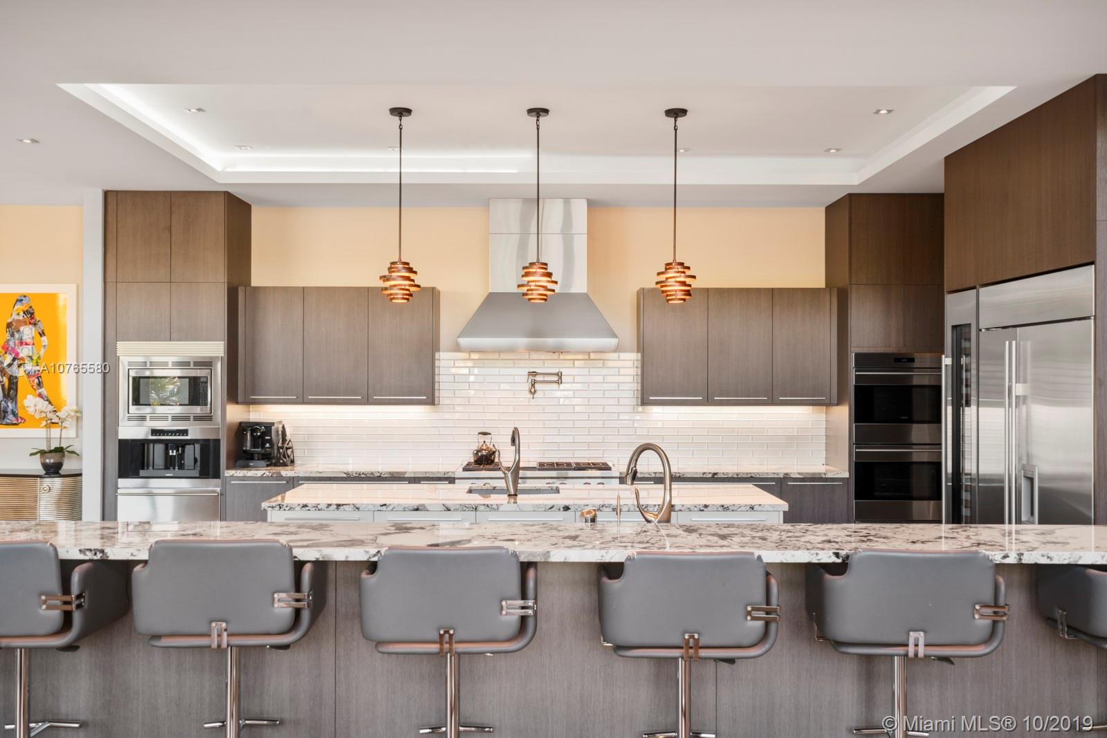 LAUDERDALE ISLES REAMEN P - Residential