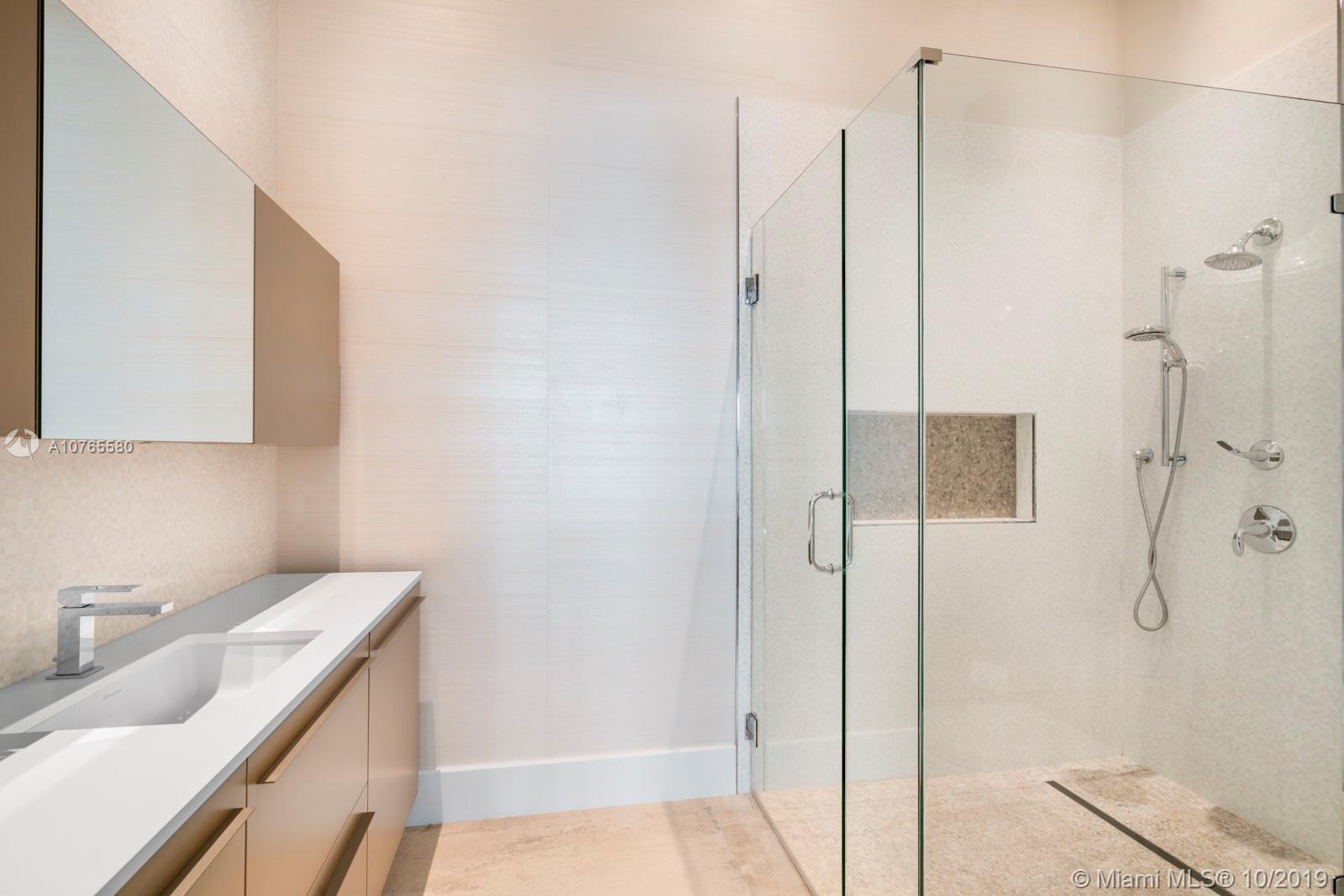 LAUDERDALE ISLES REAMEN P - Residential