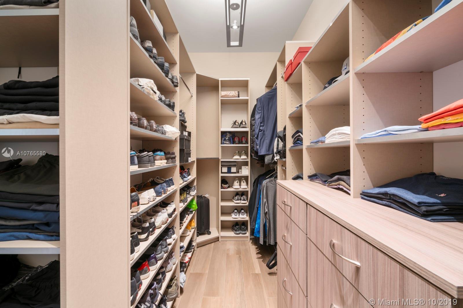 LAUDERDALE ISLES REAMEN P - Residential